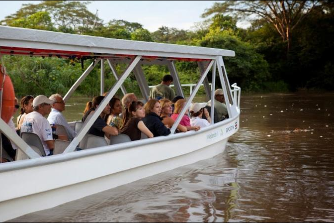 Shared wildlife and nature tours in Costa Rica